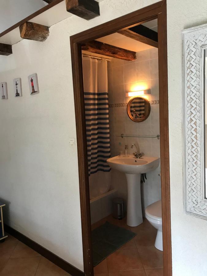 Domaine Du Lesty Bed and Breakfast Ambon Eksteriør billede