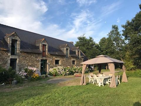 Domaine Du Lesty Bed and Breakfast Ambon Eksteriør billede